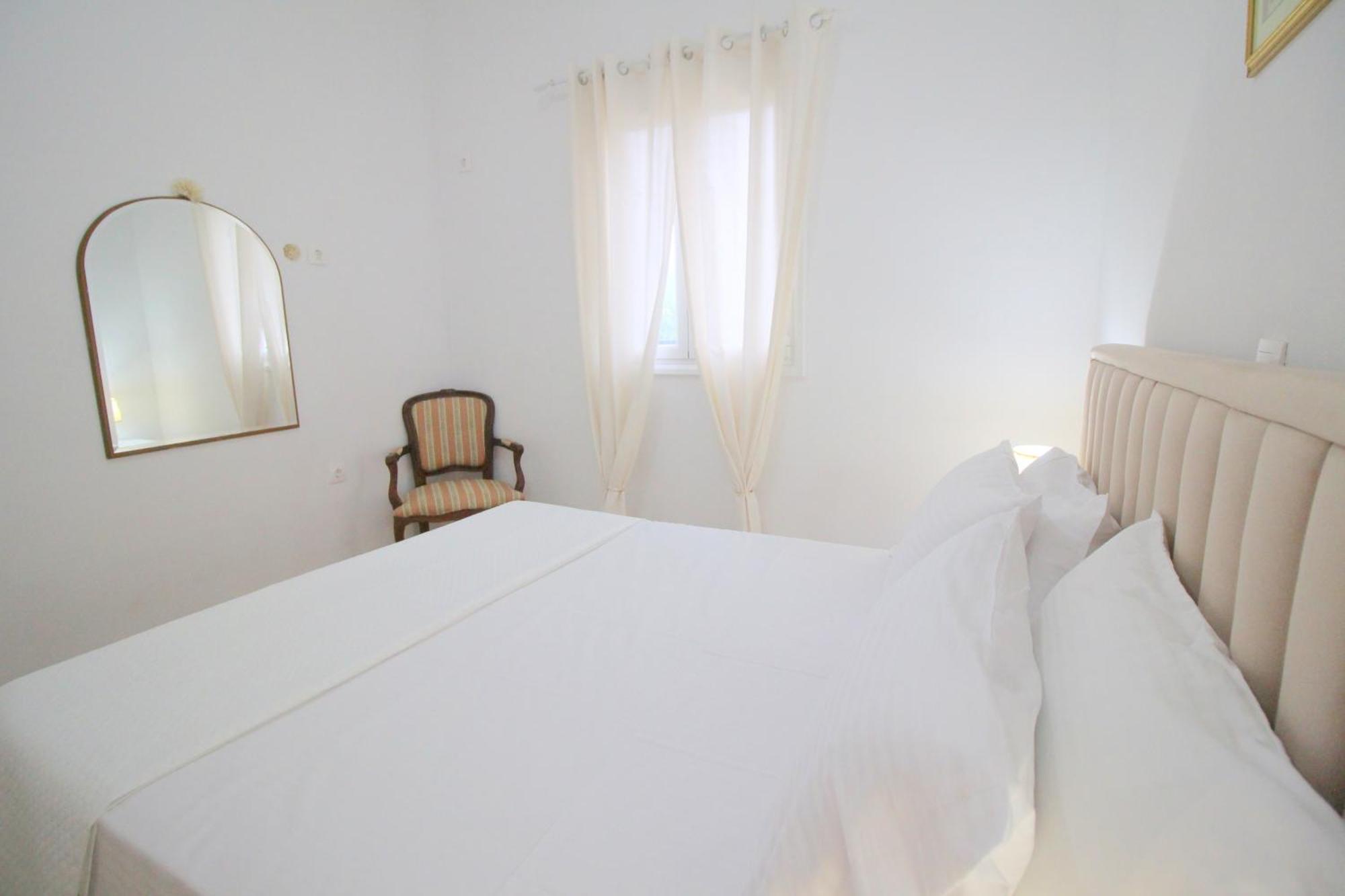 Nefeli'S Apartment Химара Экстерьер фото