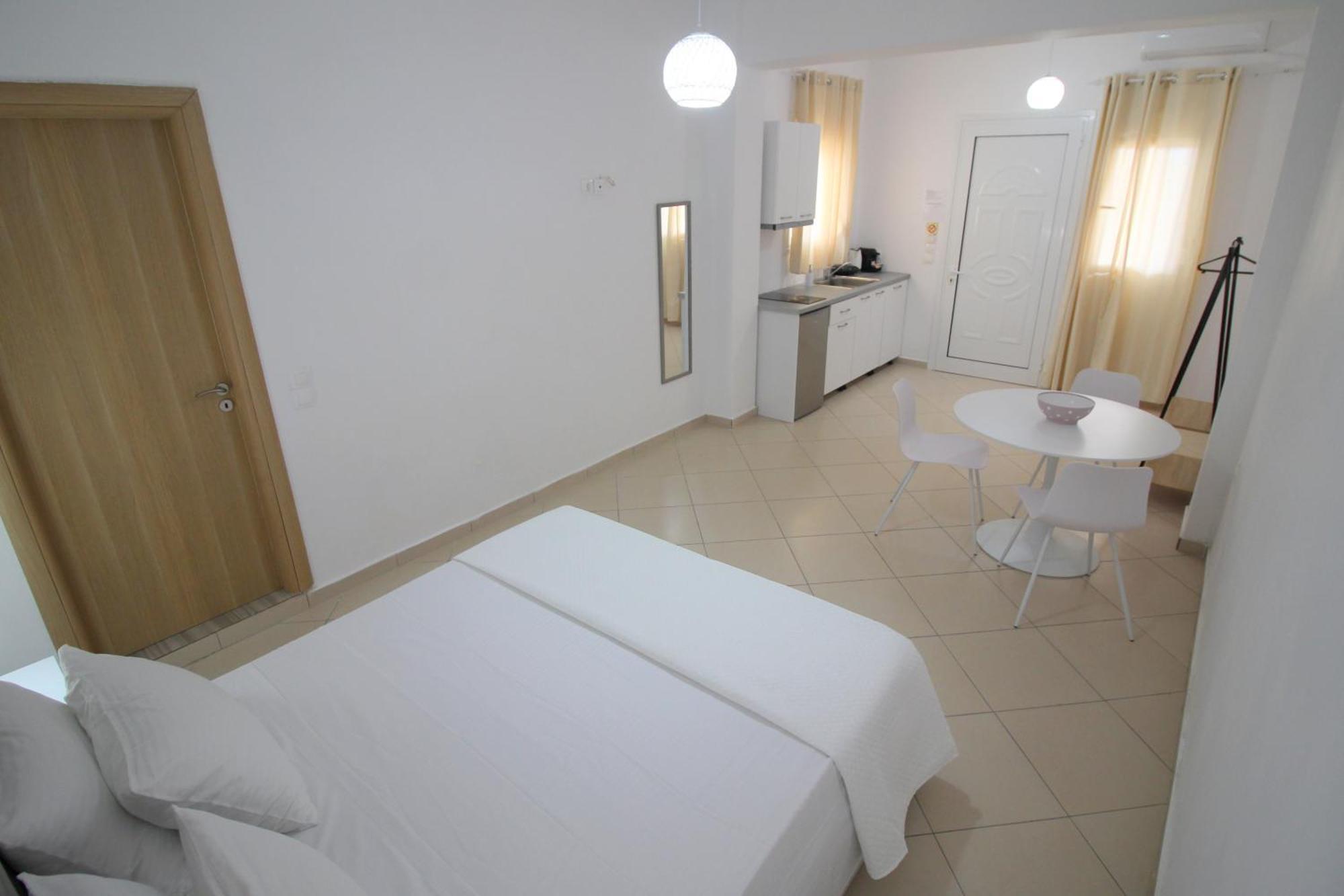 Nefeli'S Apartment Химара Экстерьер фото