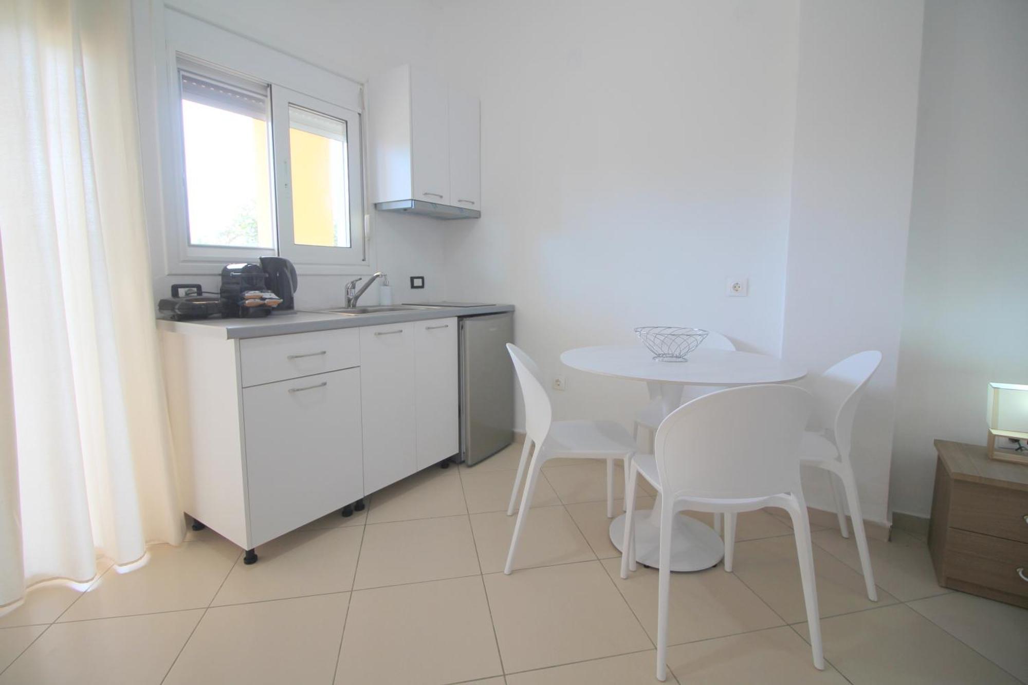 Nefeli'S Apartment Химара Экстерьер фото