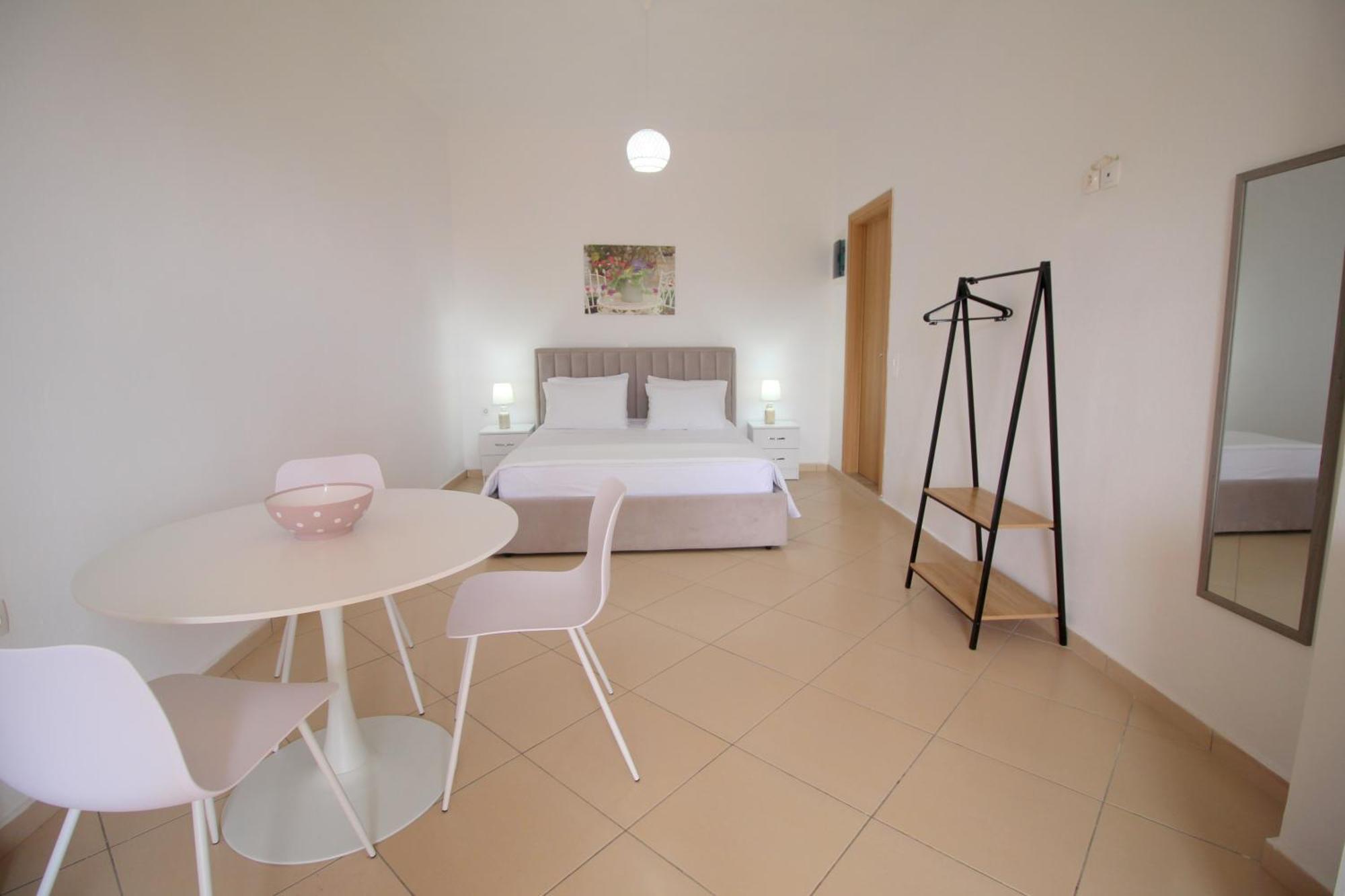 Nefeli'S Apartment Химара Экстерьер фото